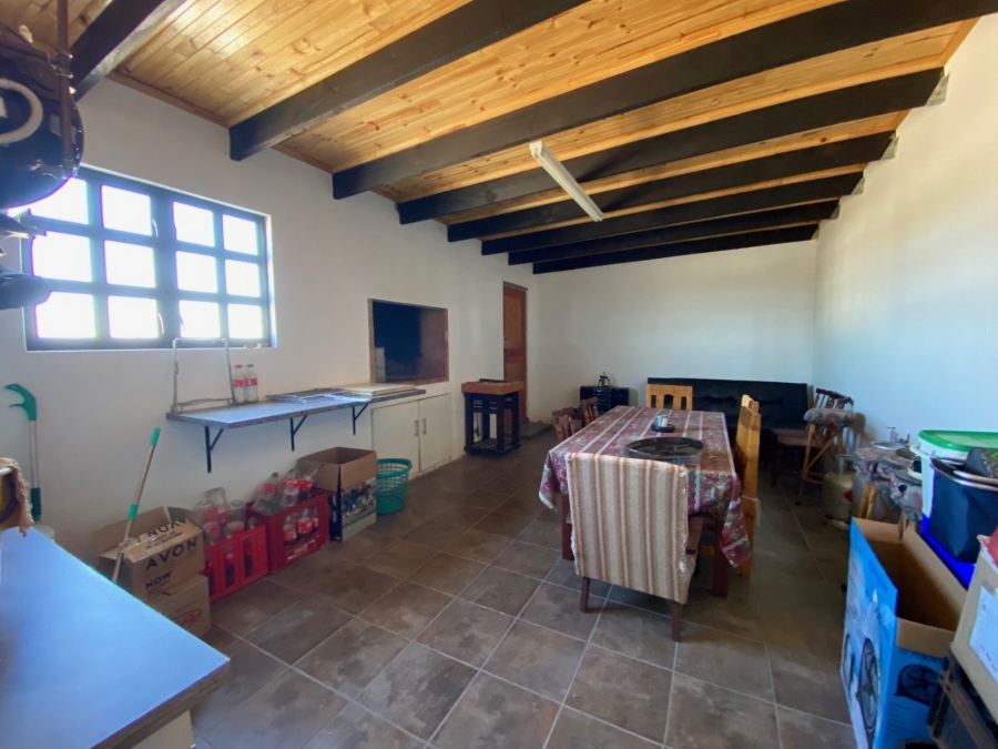 5 Bedroom Property for Sale in Hopefield Western Cape